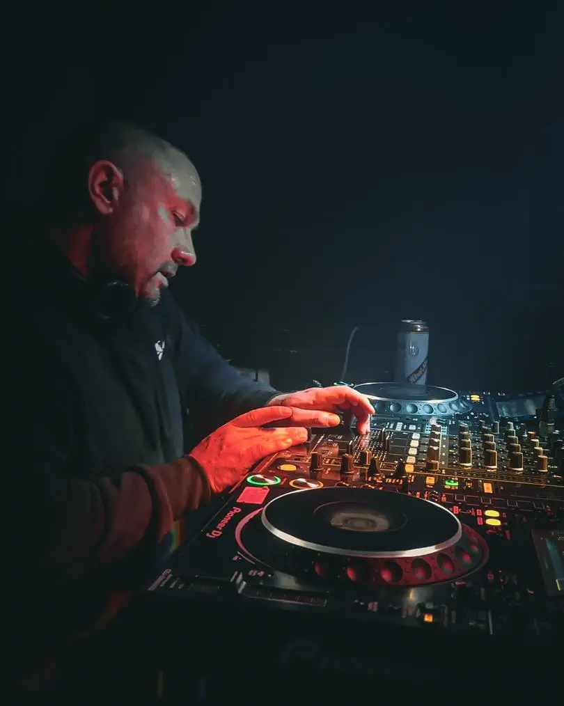 Tunnel Club